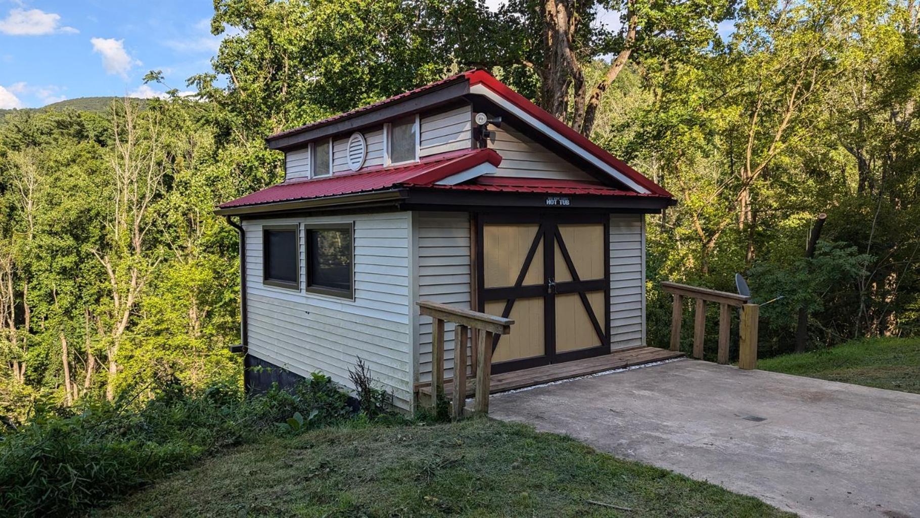Red Roof Mountain Cabin With Starlink Internet! Stanley Exteriér fotografie